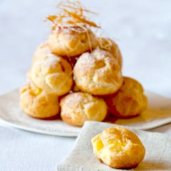 Croquembouche