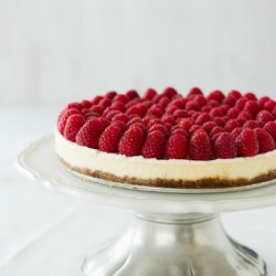Cheesecake with Fresh Berries