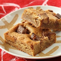 Peanut Butter Cup Blondies