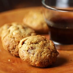 Oatmeal & Chocolate Cookies
