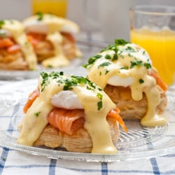 Smoked Salmon Eggs Benedict