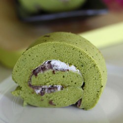 Matcha Roll (Green Tea Swiss Roll)