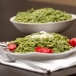 Spaghetti & Spinach Avocado Pesto