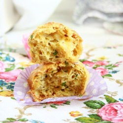 Basil & Cheese Muffins