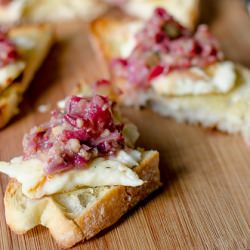 Grilled Halloumi with Grape Relish