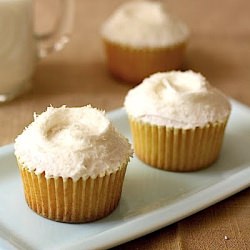 Coconut Pineapple Cupcakes