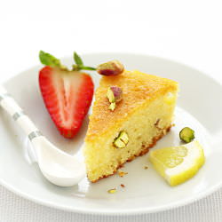 Almonds and Lemon Cake