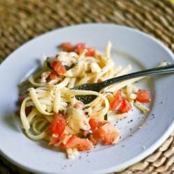 Linguine with Raw Tomato Sauce