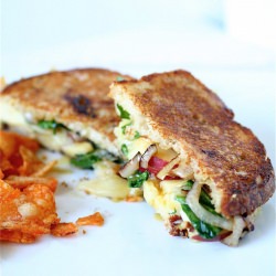 Apple Cheddar Grilled Cheese