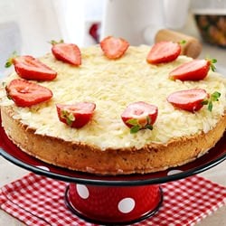 Rhubarb Cream Cake