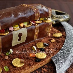 Pirate Treasure Chest Cake