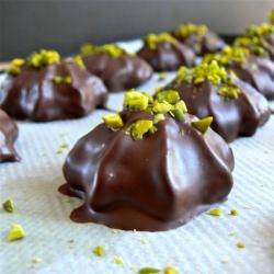 Pistachio Chocolate Cookies