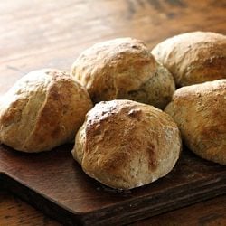 Simple Poppy Seed Buns