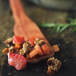 Raw Rhubarb & Strawberry Crumble
