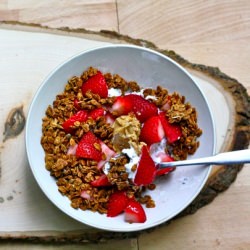 Strawberry Granola Breakfast
