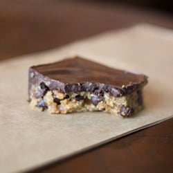 Choc Chip Cookie Energy Bars