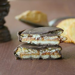 Peanut Butter Jelly Cracker Cookies