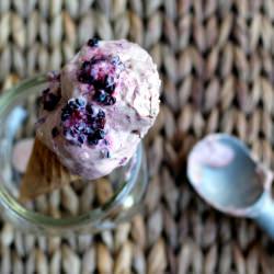 Blackberry & Chcolate Greek Fro Yo