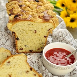 Crumble Yeast Cake