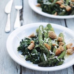 Salad w/ spinach & asparagus
