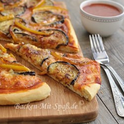 Pizza with Eggplant