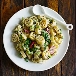 Pesto Pea Pasta Salad