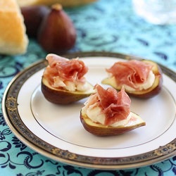 Prosciutto with Figs and Mascarpone