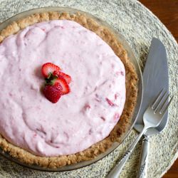 Strawberry Pie with Sesame Crust