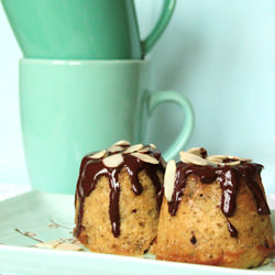 Banana Cake with Chocolate