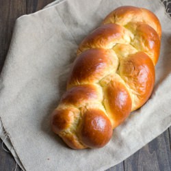 Easy Challah Bread