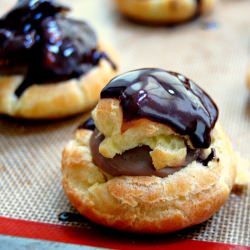 Profiteroles