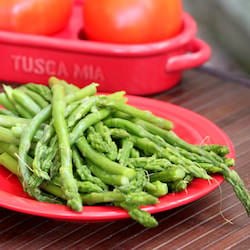 Cooked asparagus