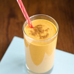 Carrot Cake Smoothie for Breakfast