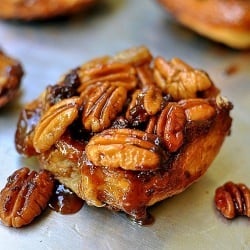 Praline Sticky Buns