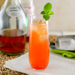 Rhubarb Ginger Fizz