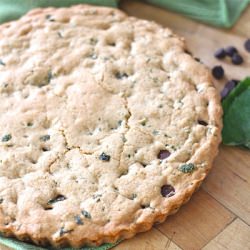 Chocolate and Mint Cookie Pie