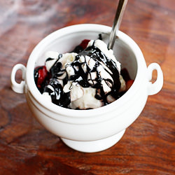 homemade hot fudge sauce