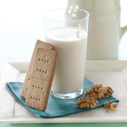 Homemade Walnut Milk
