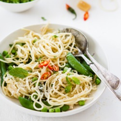 Pea and Mint Spaghetti