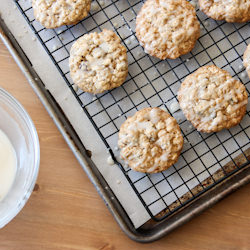 Applesauce Oatmeal Cookies