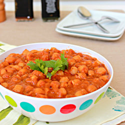 Chana Masala (Chickpeas Curry)