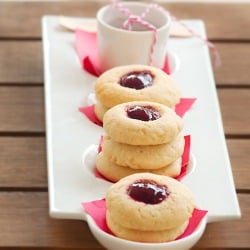 Macadamia and Almond Cookies