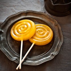 Martini-Orange Frozen Lollipops