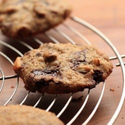 Speculaas chocolate chip cookies