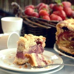 The Simplest Cake with Strawberries