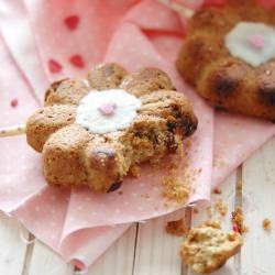 Biscuit lollypop