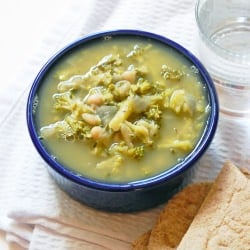 broccoli and cannellini soup