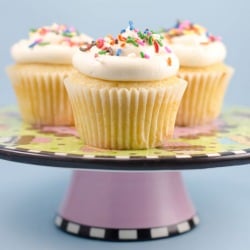 Vegan Vanilla Cupcakes