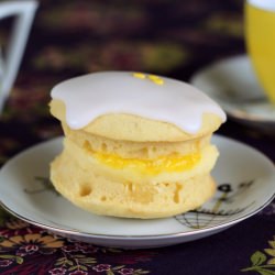 Luscious Lemon Whoopie Pies