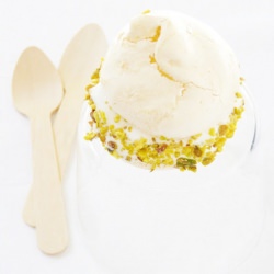 Meringue Tarts with Lemon Ice Cream